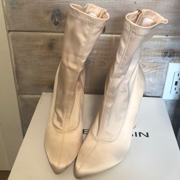 Cape Robbin nude blush sock heels - Picture 3 of 3